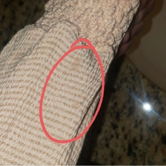 Sézane Pink Blouse - Picture 4 of 5